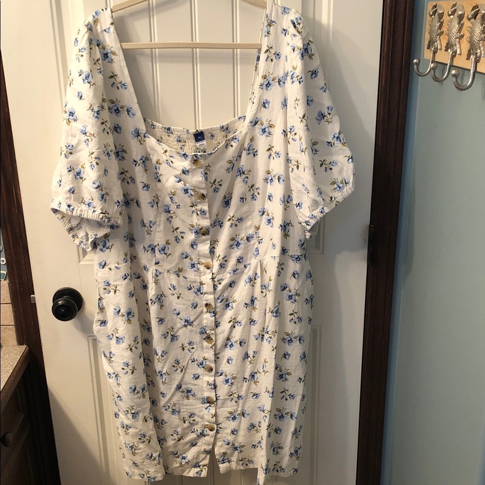 Old Navy White Short-Sleeve Button-Front dress with Blue Floral